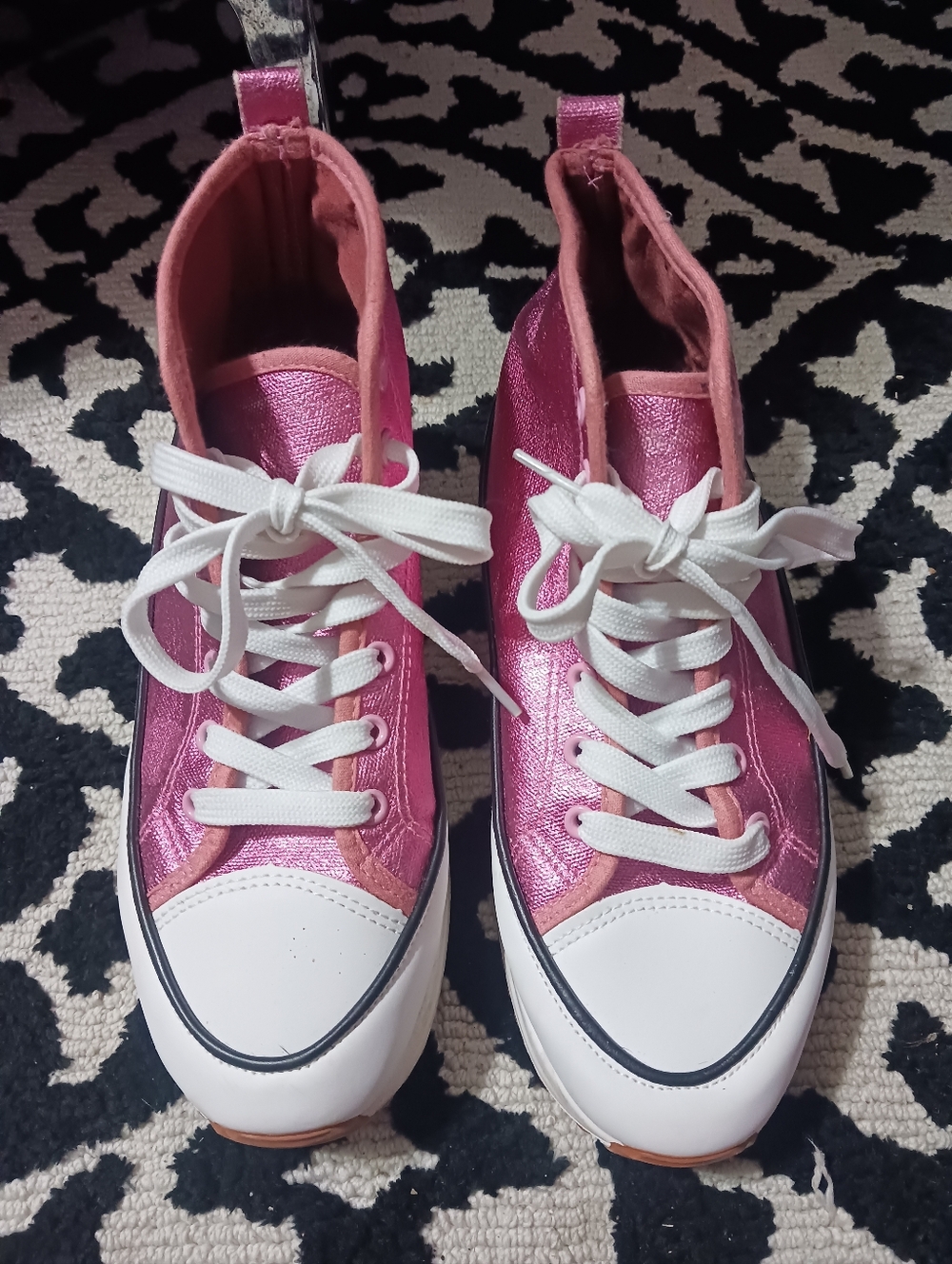 Rouge Women Pink Metallic High Top Sneakers
